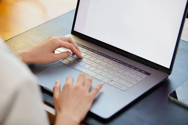 企业商标怎么拍